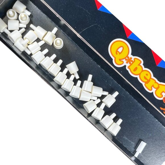 VINTAGE 1983 Parker Brothers Q*Bert Board Game complete - Picture 7 of 9